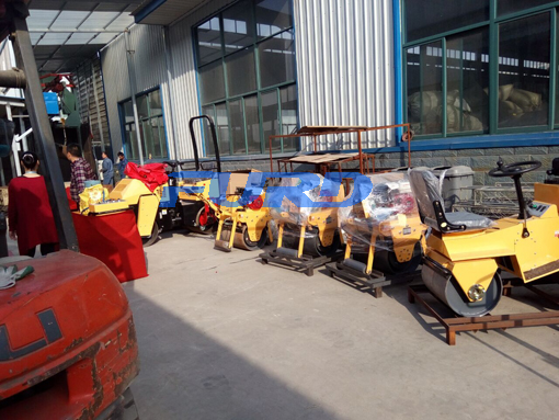 福瑞得機(jī)械座駕壓路機(jī)，手扶壓路機(jī)，小型灌縫機(jī)，井蓋切割機(jī)及時(shí)發(fā)貨