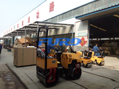 今日福瑞得微動態(tài)--福瑞得機械小型壓路機發(fā)往北京、福建等地